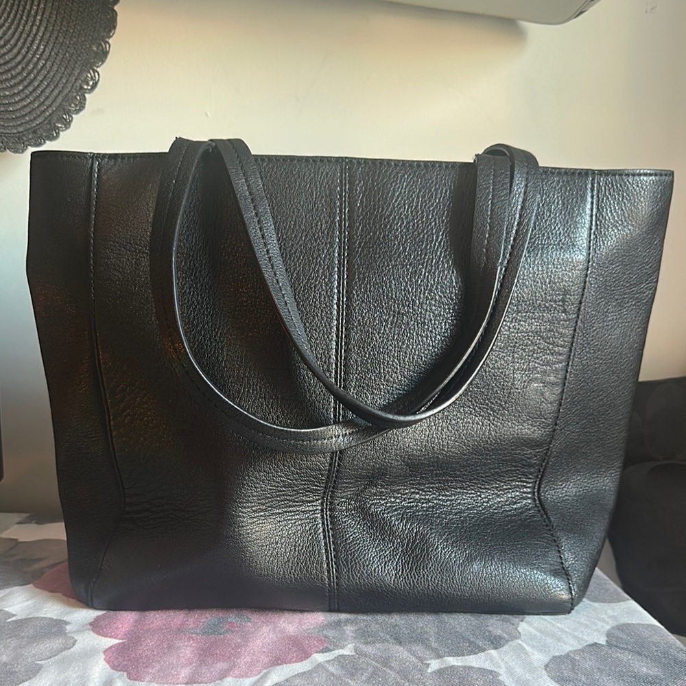 Kate Spade ♠️ Black Leather Front Flap Pocket Bow Tote - Picture 7 of 9